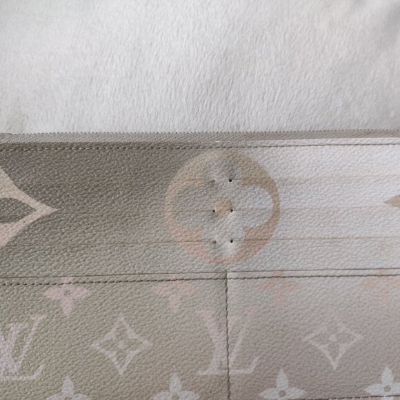 Louis Vuitton SUNSET KHAKI Slim Wallet/Purse🤎LIMITED Edition - Picture 6 of 14